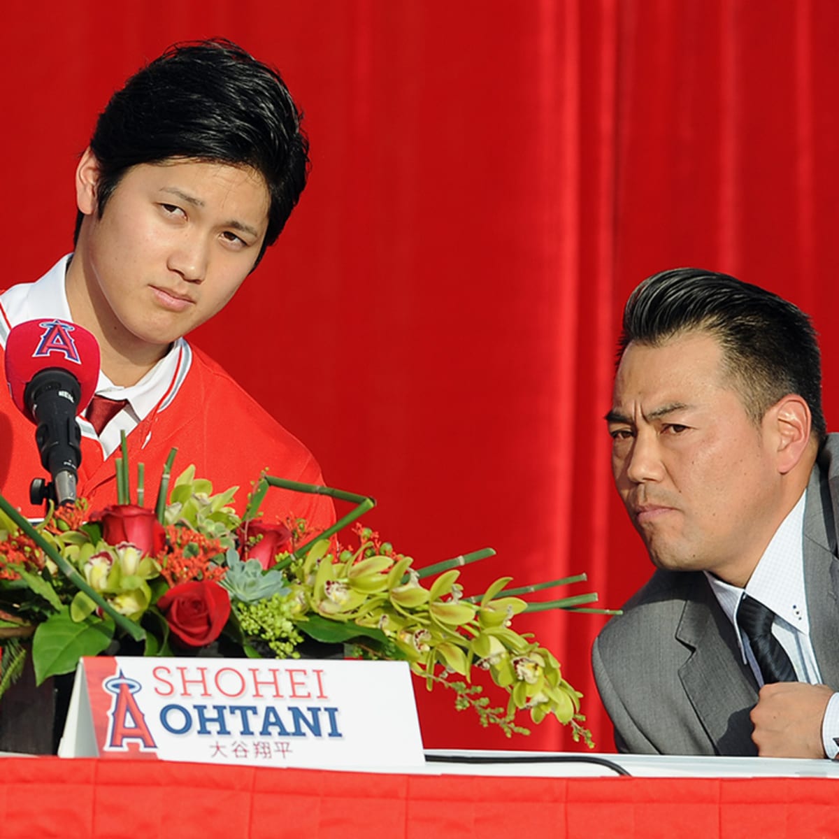 Shohei Ohtani bids farewell to fans in Japan - Sports Illustrated