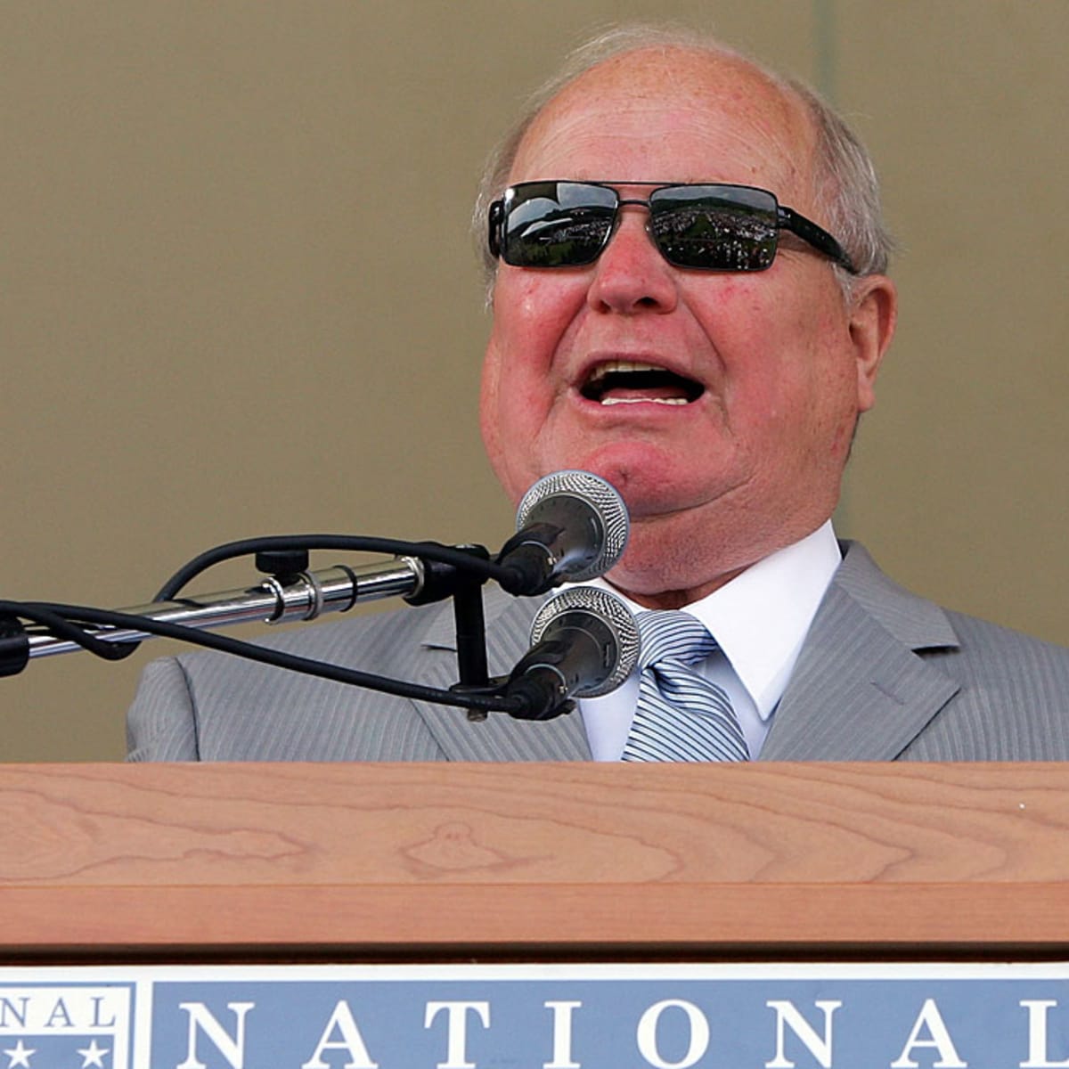 Seattle Mariners: Remembering broadcaster Dave Niehaus - Sports