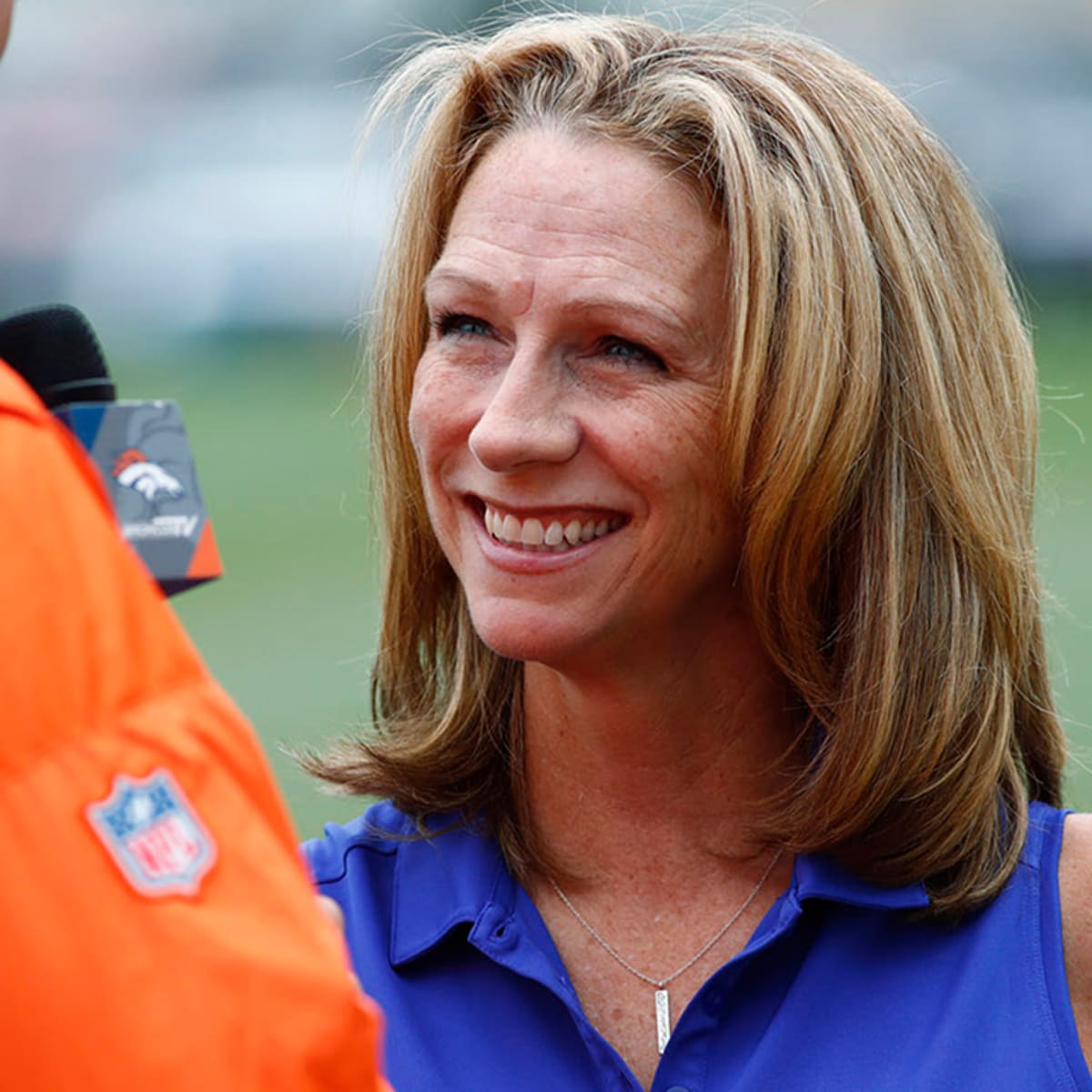 beth mowins