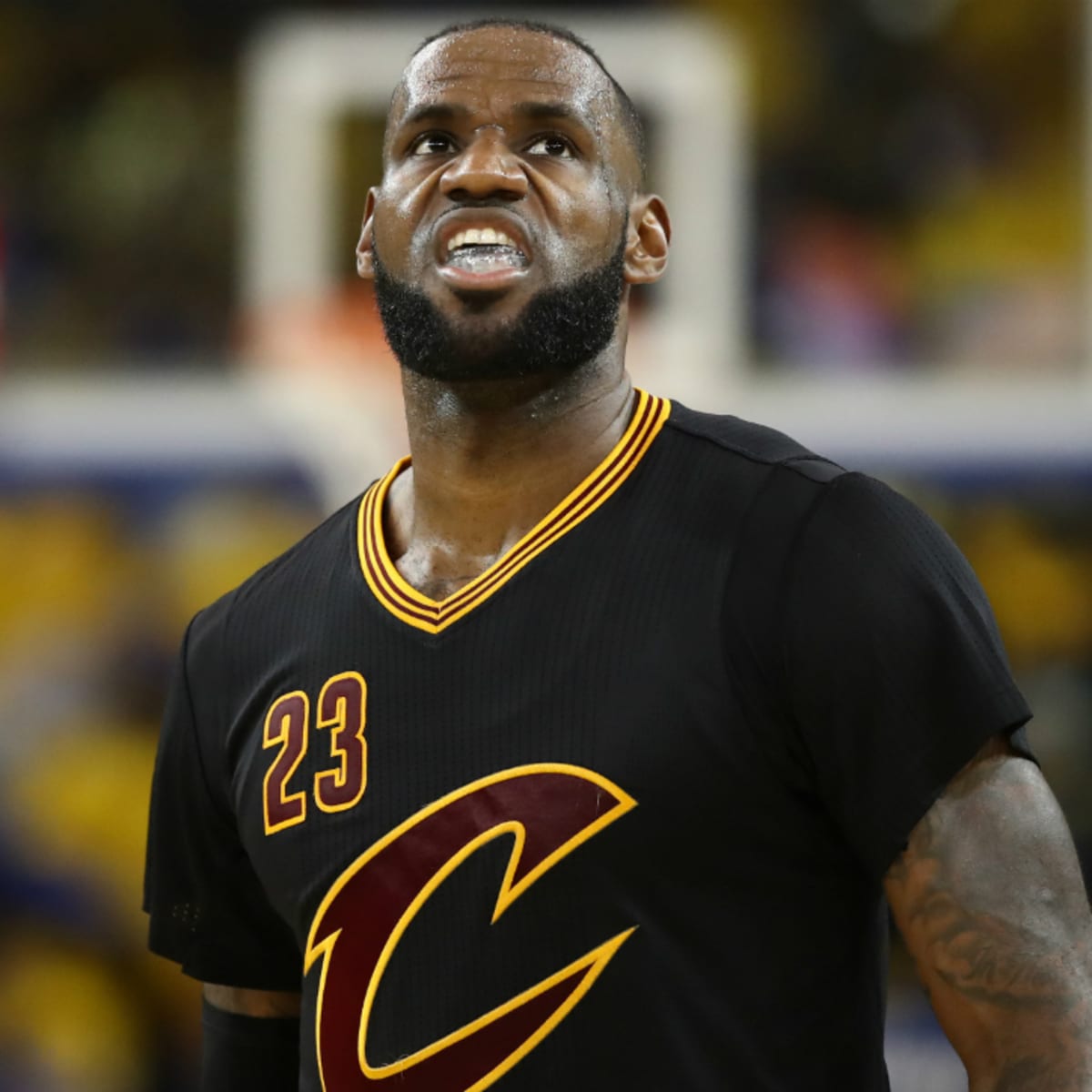 LeBron James Has The Perfect Cover Story To Leave Cavs - Sports Illustrated