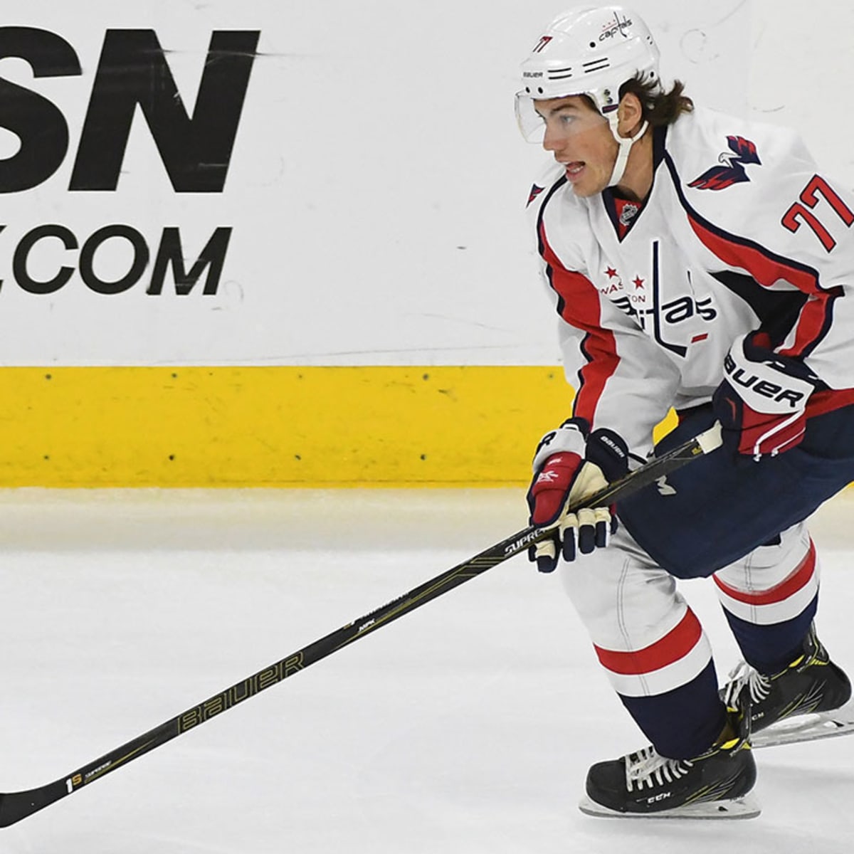 He's a hockey player': Capitals' T.J. Oshie is playing hurt and