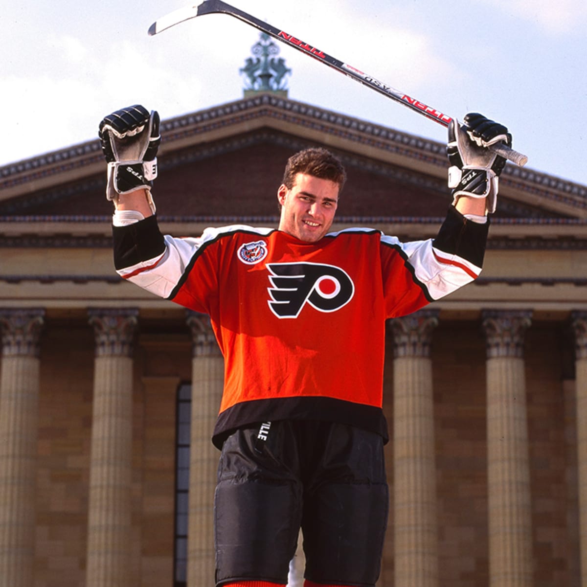 The Flyers Are Retiring Eric Lindros's Number