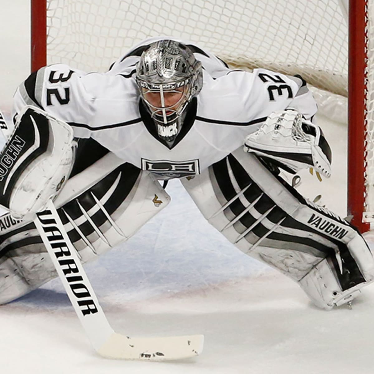 Kings' Jonathan Quick isn't ready to stop fighting for wins - Los