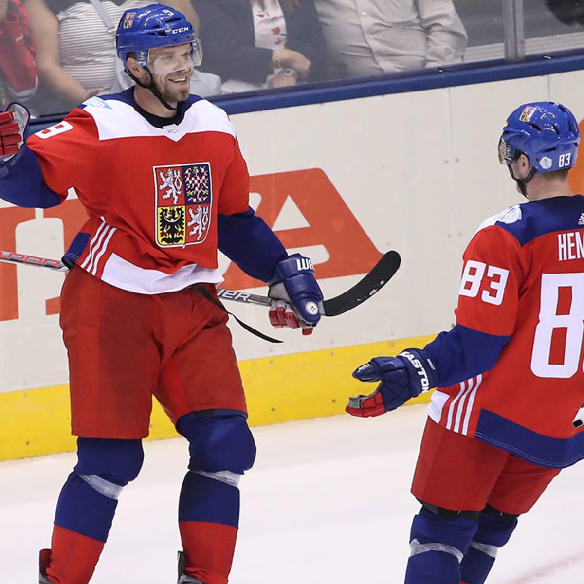 New Duds: NHL Star Dustin Byfuglien Dons Winnipeg Jets Sweater for