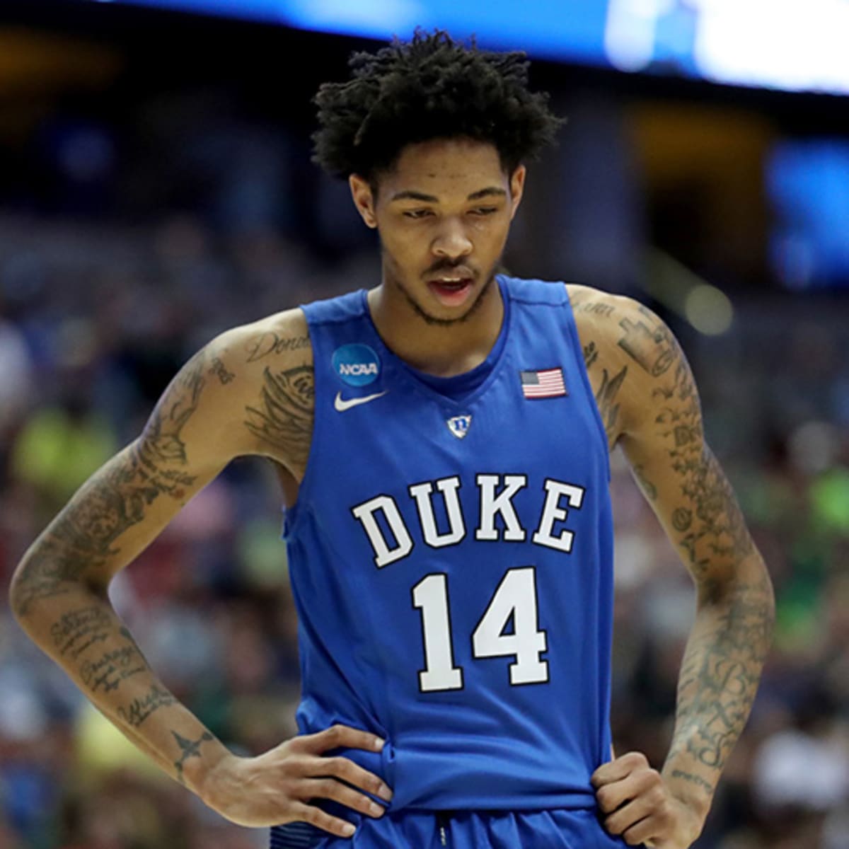 How tall is Brandon Ingram?  Discover Brandon Ingram's Height and Weight
