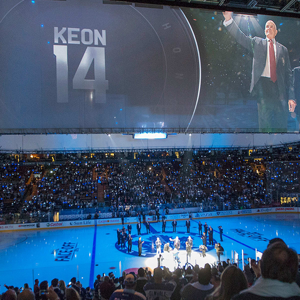 Gotta See It: Maple Leafs officially retire legendary numbers