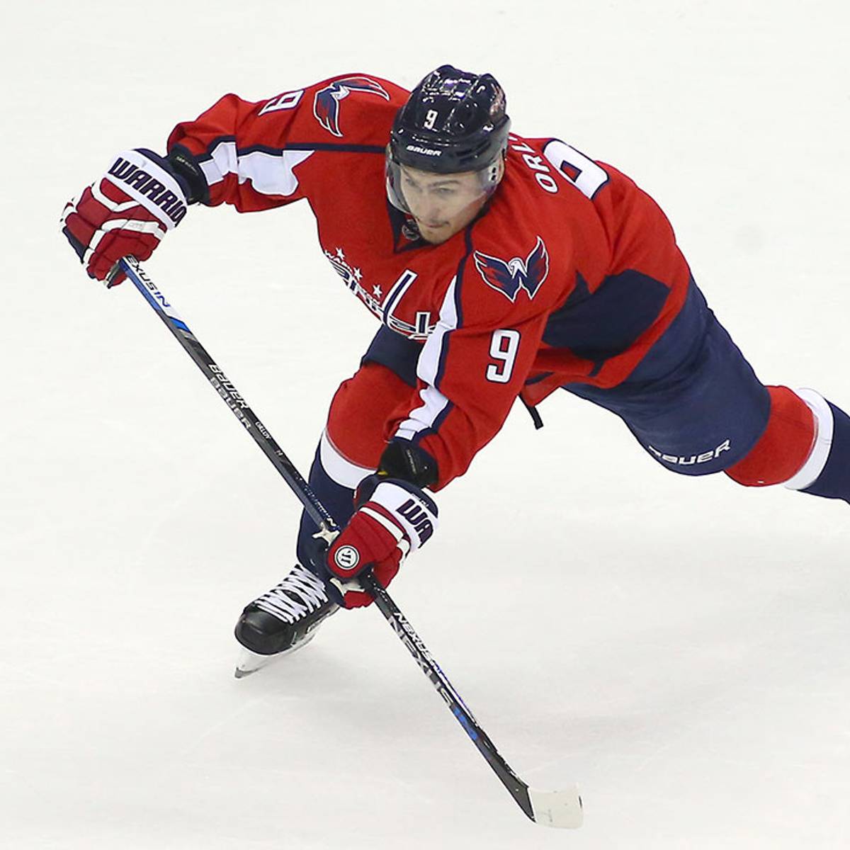Dmitry Orlov signs one-year deal to 