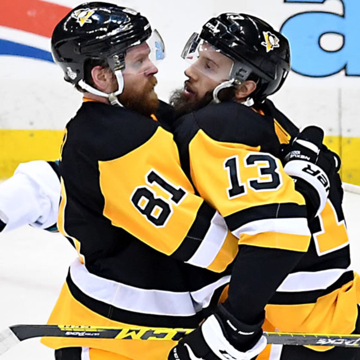 Kessel an unlikely hero for the Penguins