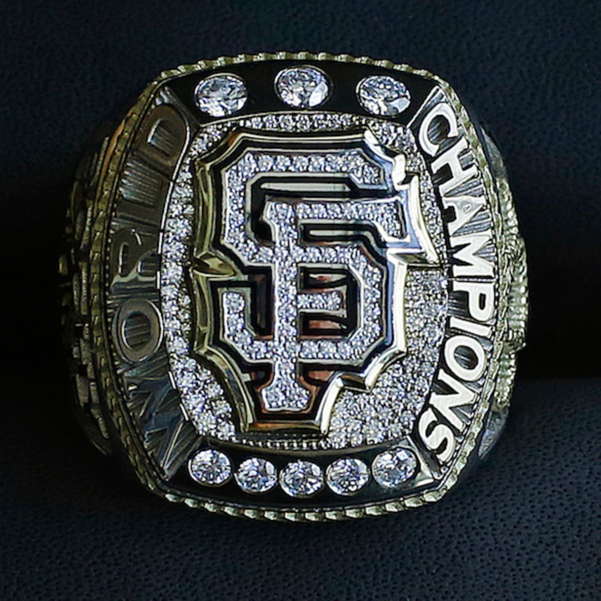 San Francisco Giants receive World Series rings - Sports Illustrated