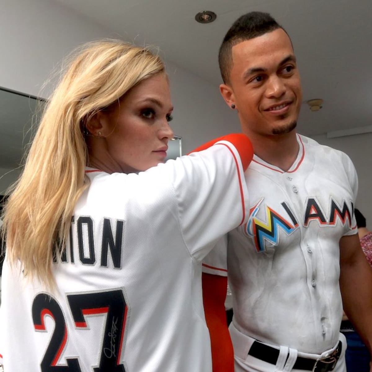 Behind the scenes: Giancarlo Stanton graces SI cover in body paint - Sports  Illustrated