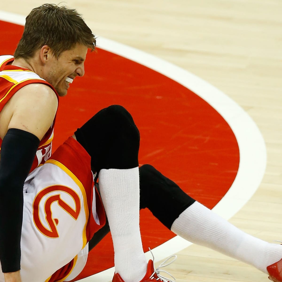 Hawks' Kyle Korver out for the playoffs with sprained ankle – The