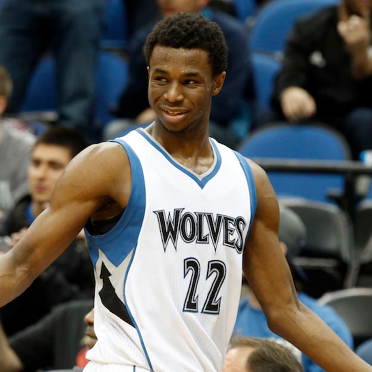 Andrew Wiggins named 2014-15 NBA Rookie of the Year