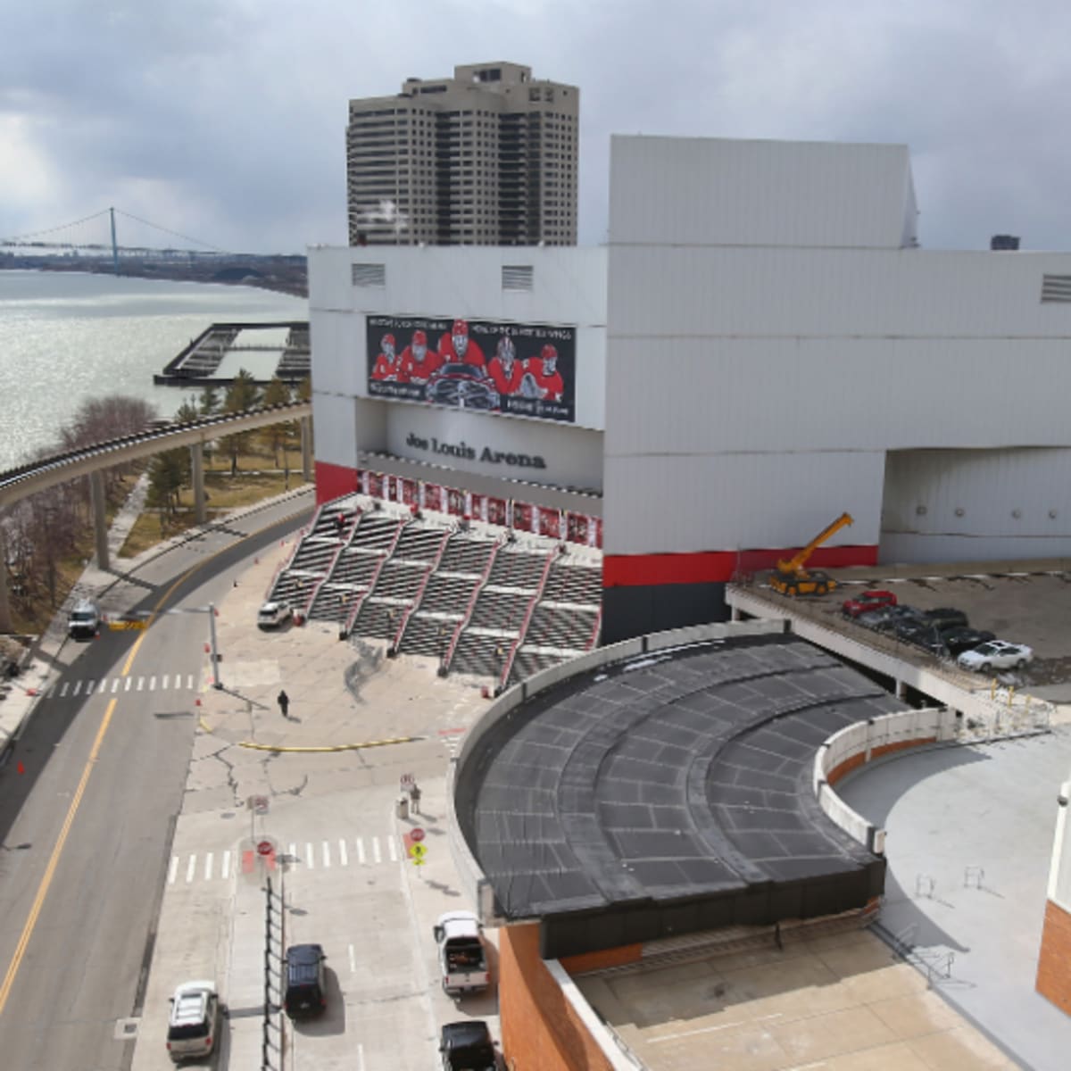 Detroit to raze Joe Louis Arena as part of bankruptcy deal