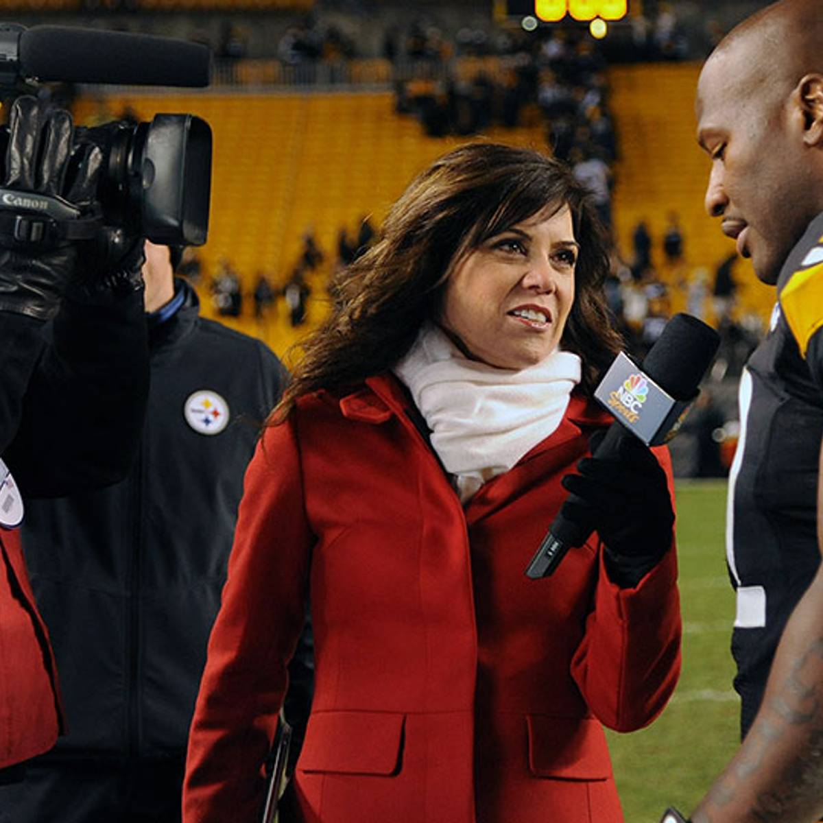 Michele Tafoya on working 200th NFL game; Lorne Rubenstein, more - Sports  Illustrated
