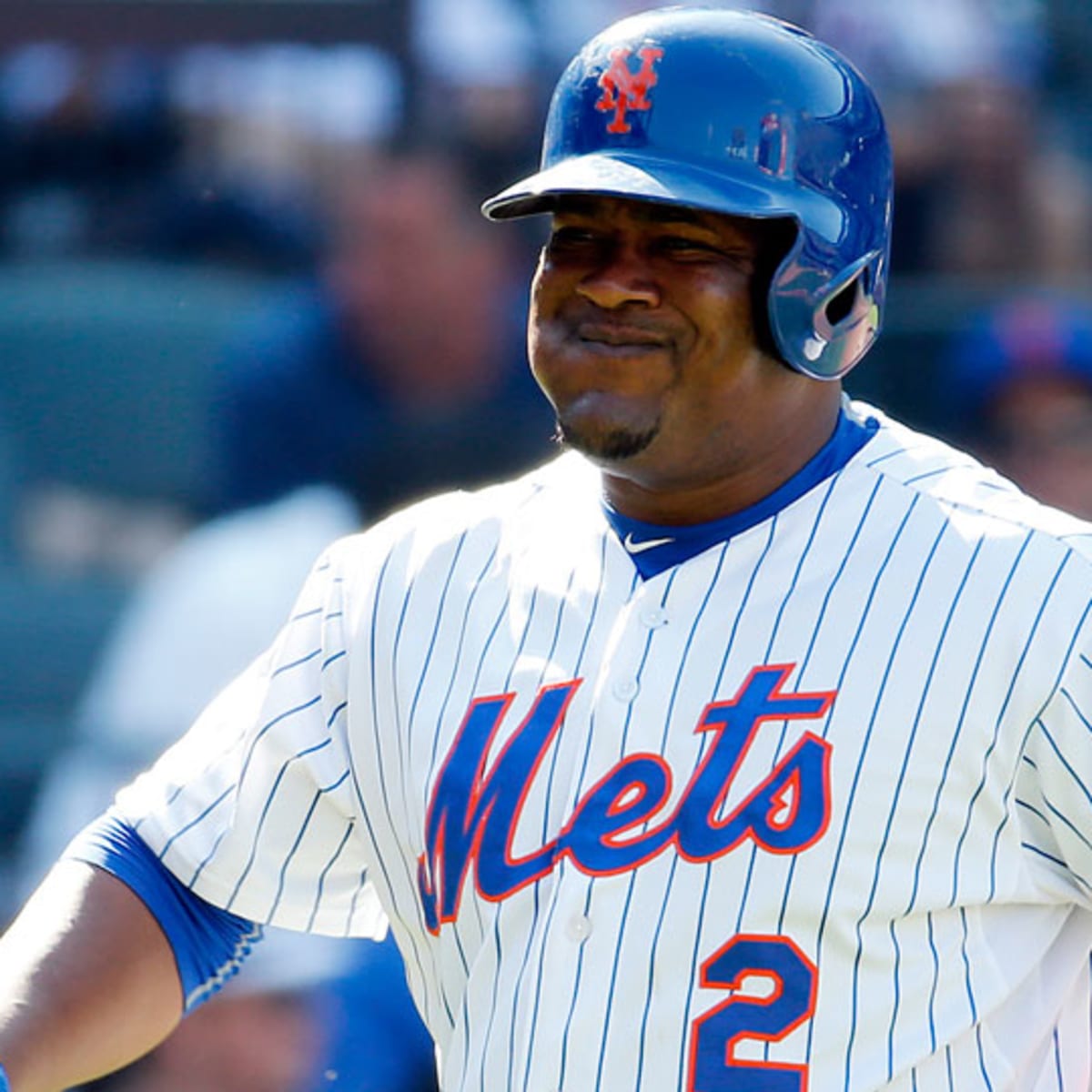 Juan Uribe chest injury: Exits game early, X-rays negative - Sports  Illustrated