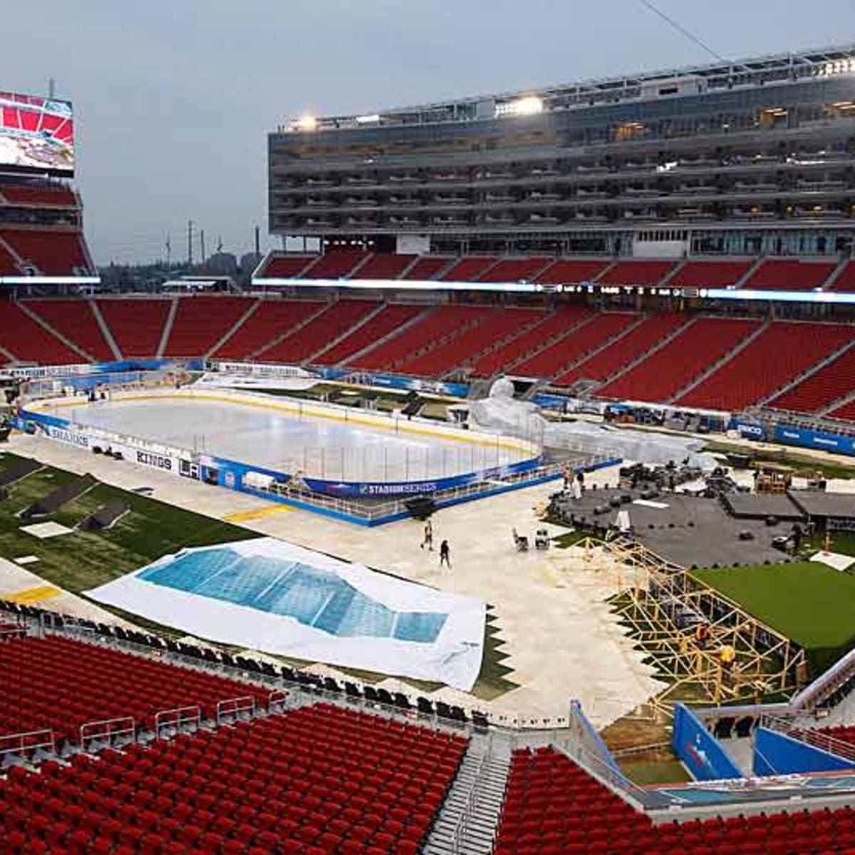 Kings to play San Jose Sharks outdoors at 49ers' new Levi's Stadium - Los  Angeles Times