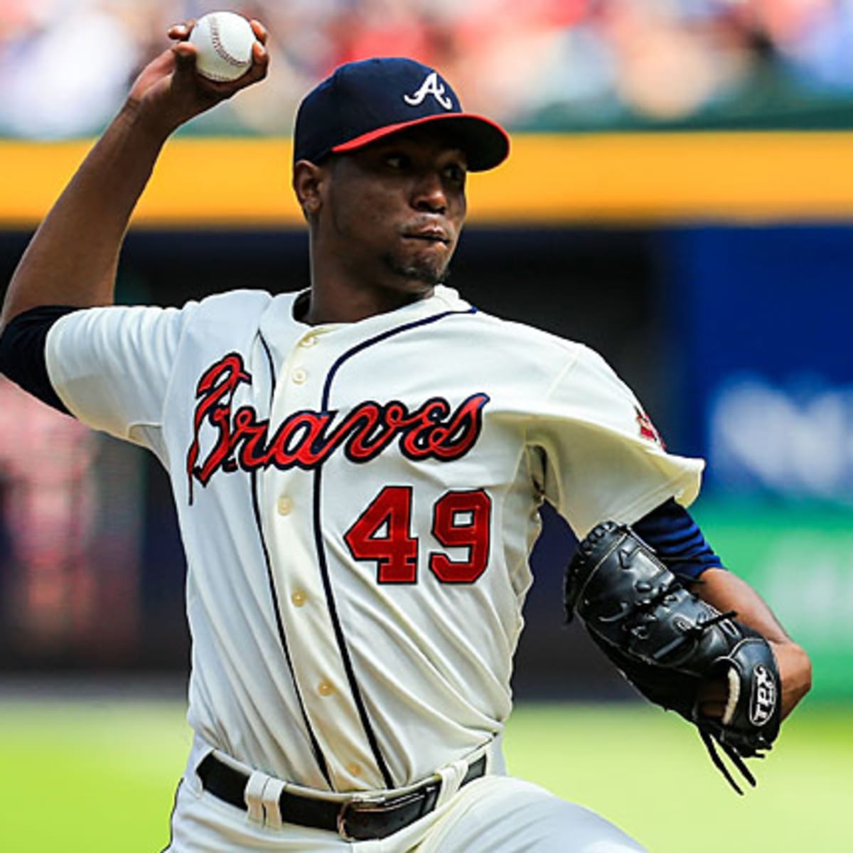 Braves continue trend of extensions by locking up Julio Teheran