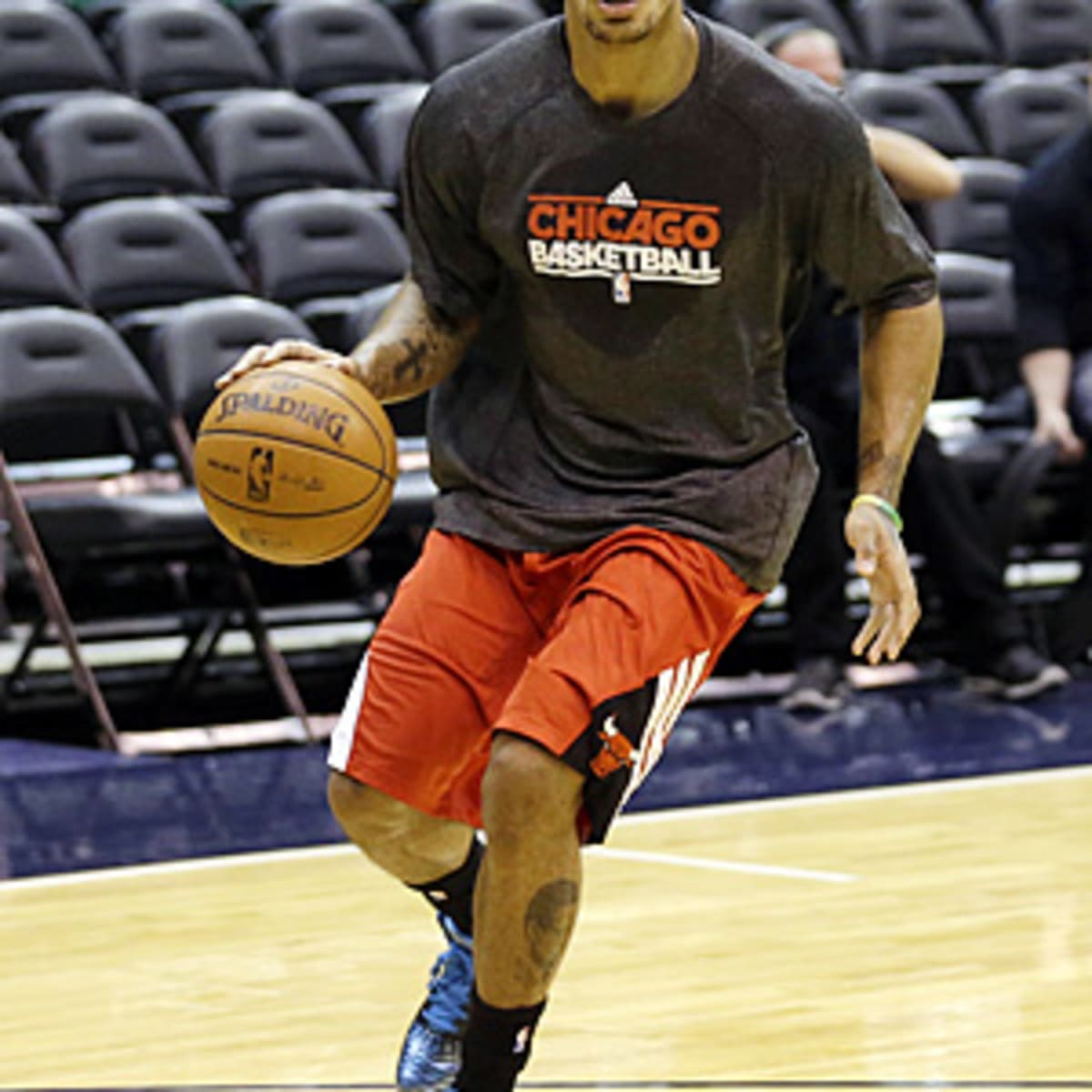 derrick rose working out