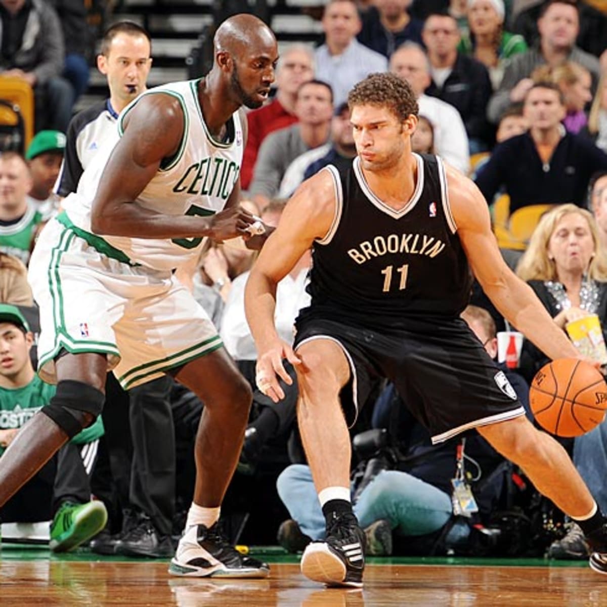 brook lopez shoe size