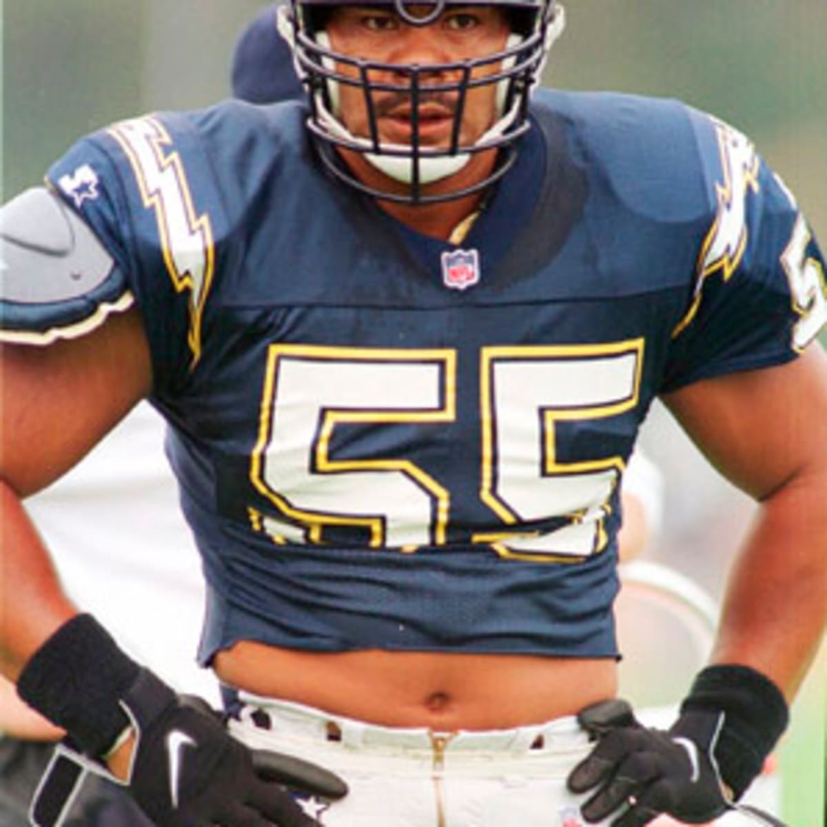 Paul Daugherty: We don't know athletes like Junior Seau, just