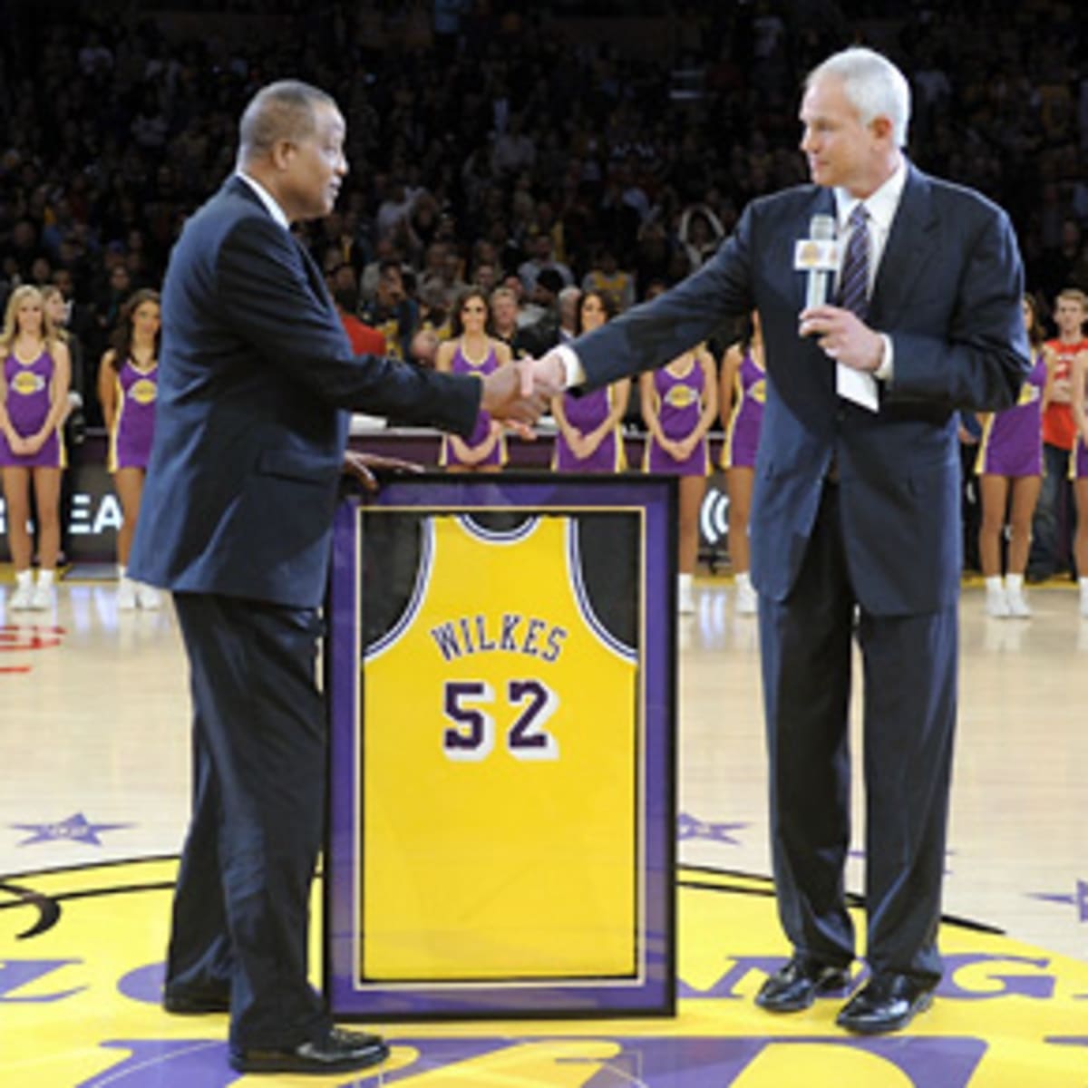 angeles lakers retired