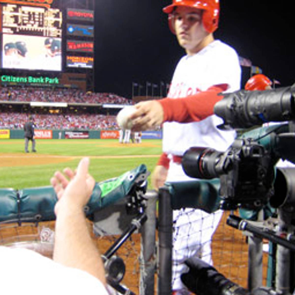 The Bonus: Behind the scenes with Major League Baseball's authentication  process - Sports Illustrated