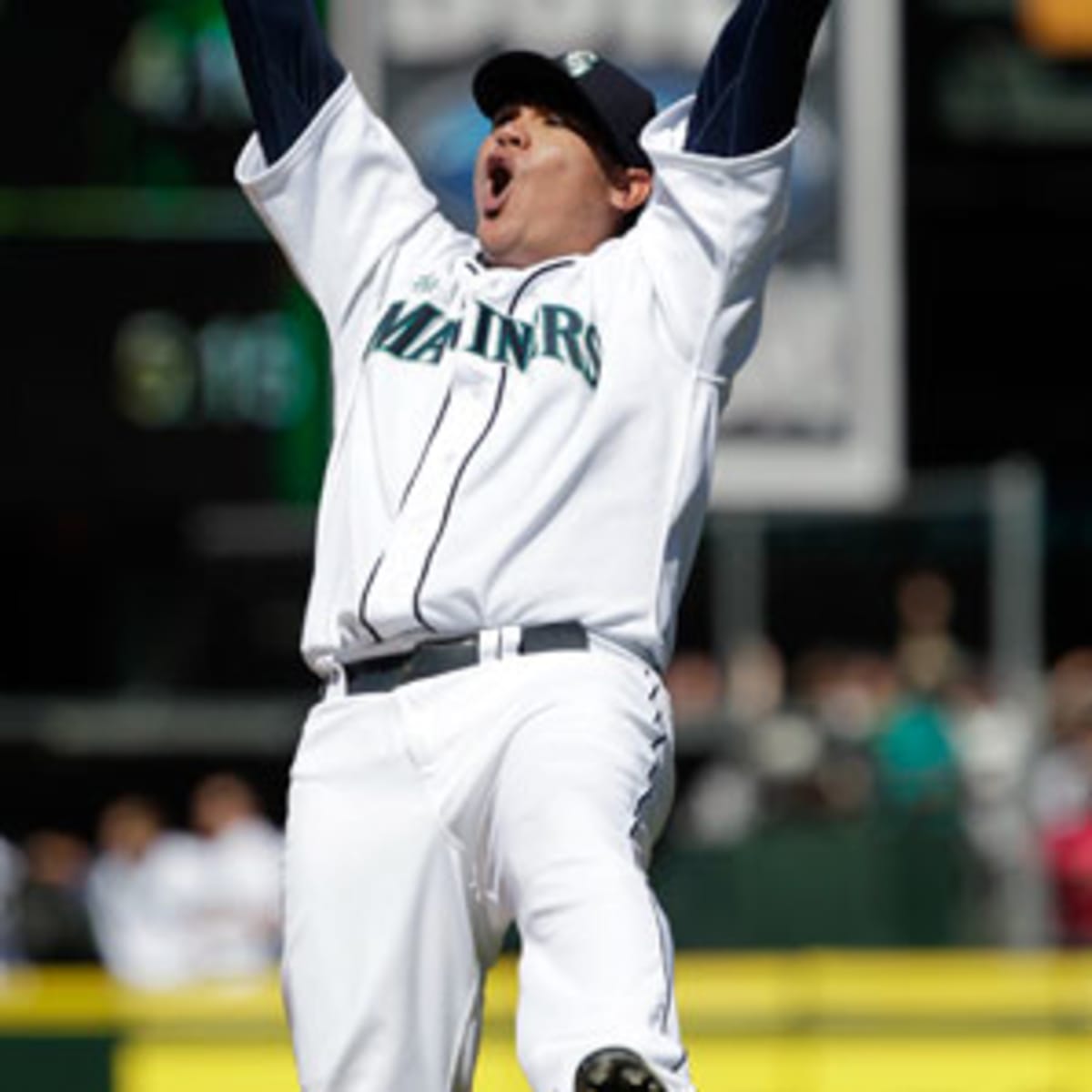 King Felix's latest gem is a perfect game - Sports Illustrated