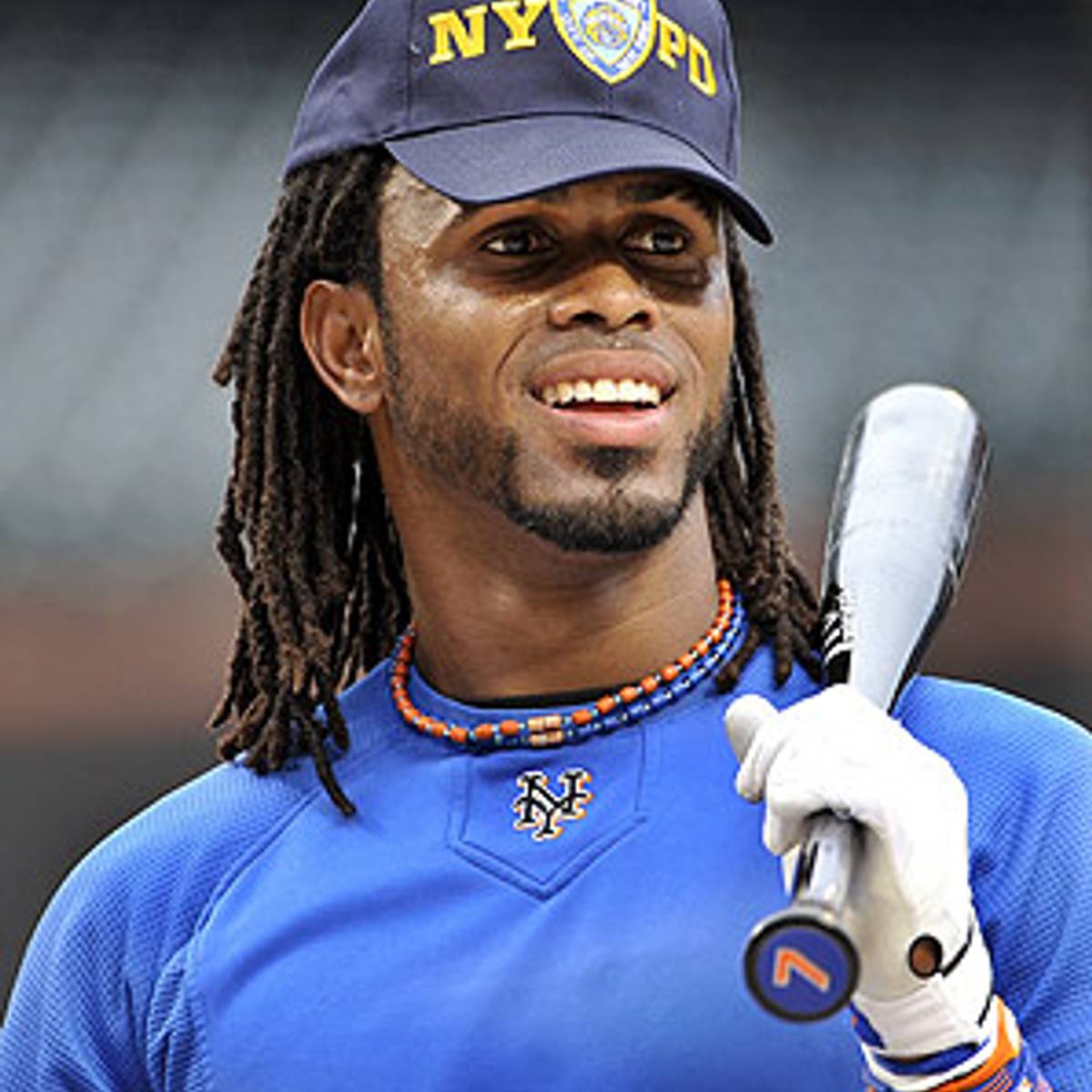 Michael Rosenberg: Flap over Mets' hats 