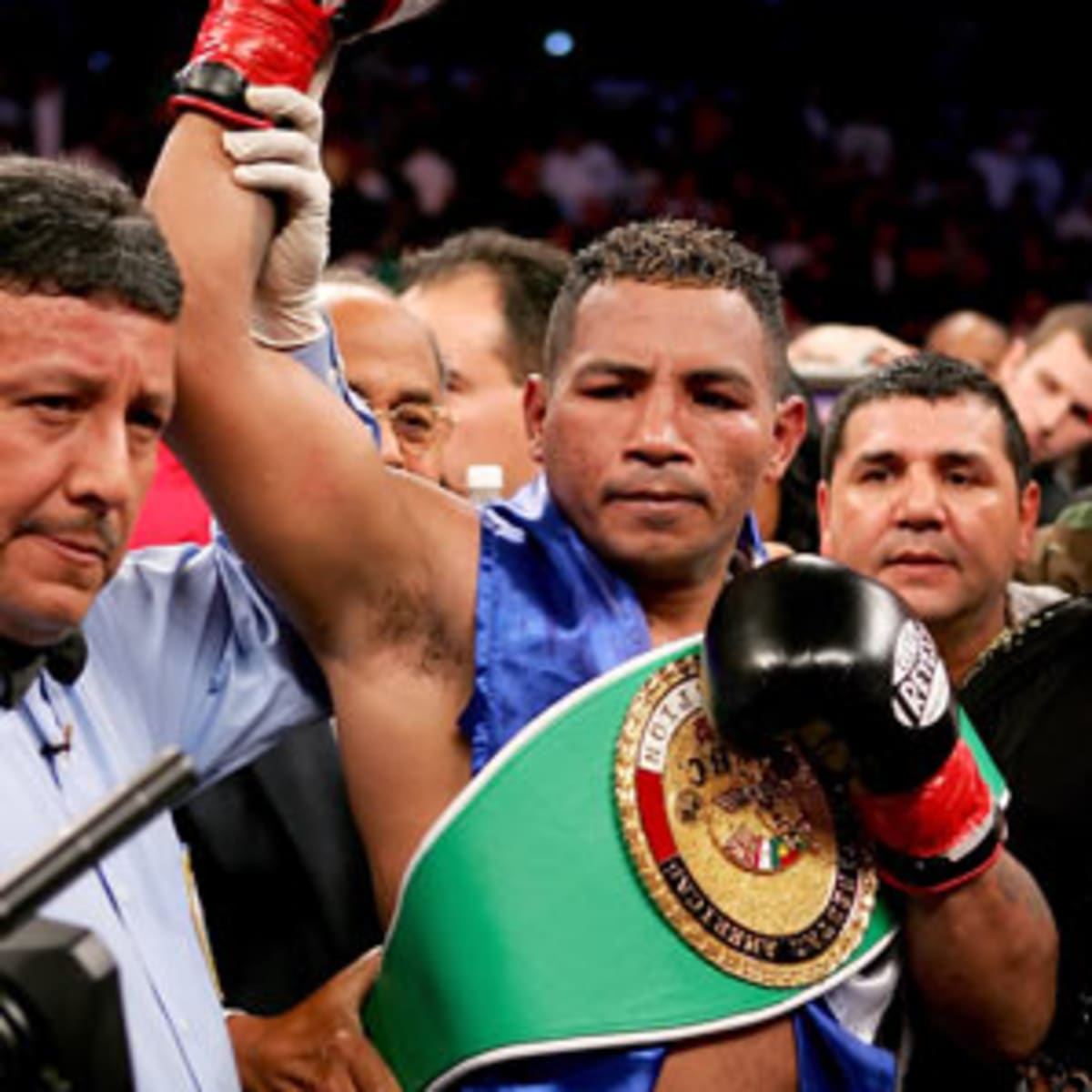 Mayorga, master of smack, talks big before bout with Mosley pic