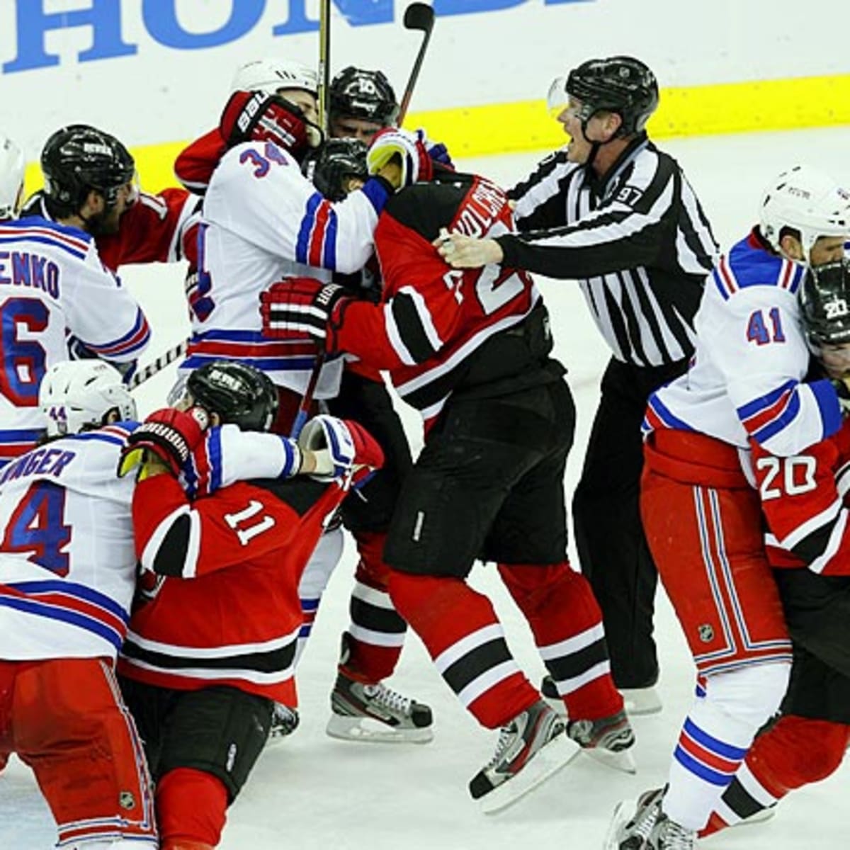 NHL PLAYOFFS: Martin Brodeur helps Devils even series with Rangers