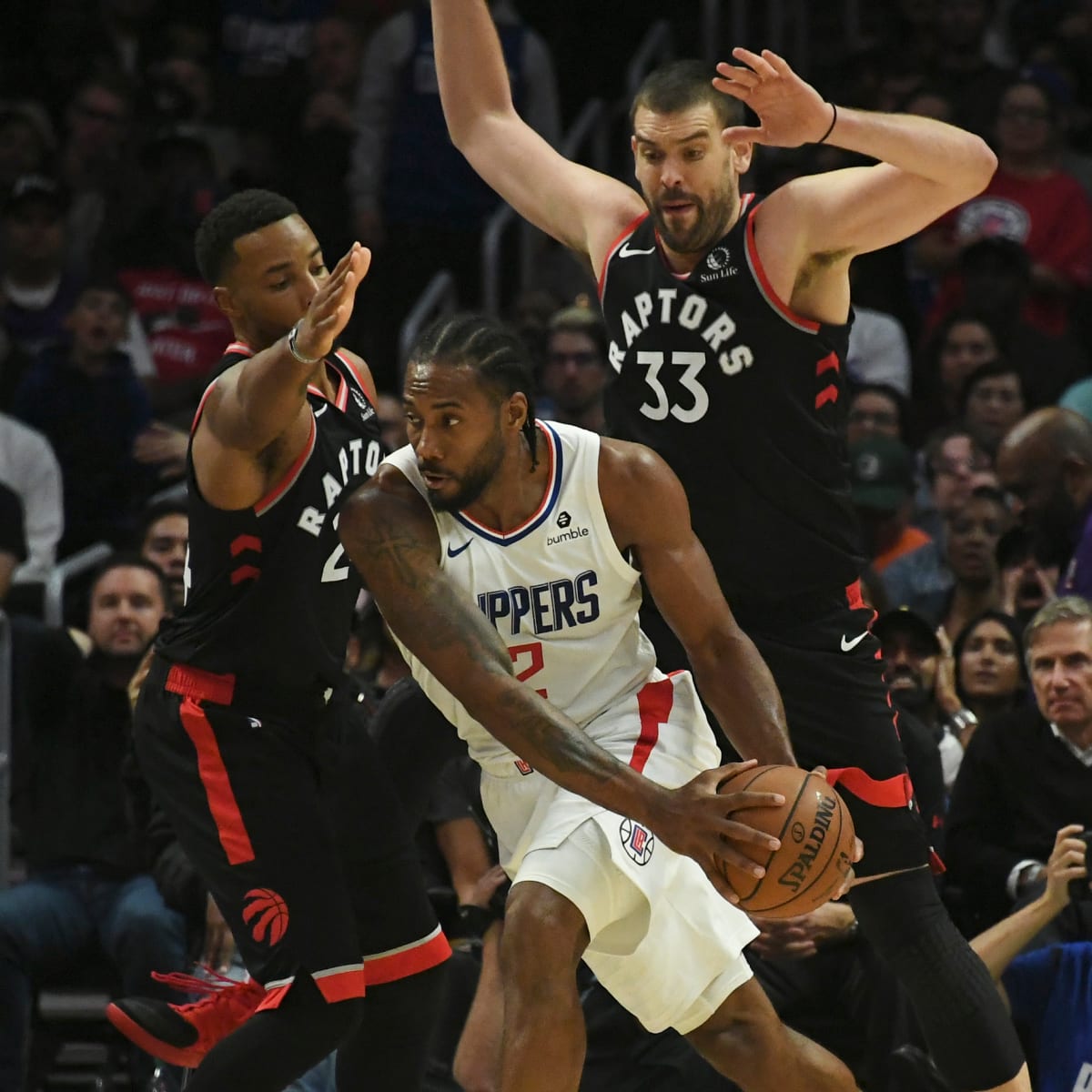 Kawhi Leonard leads Clippers past Raptors in 1st game against former team
