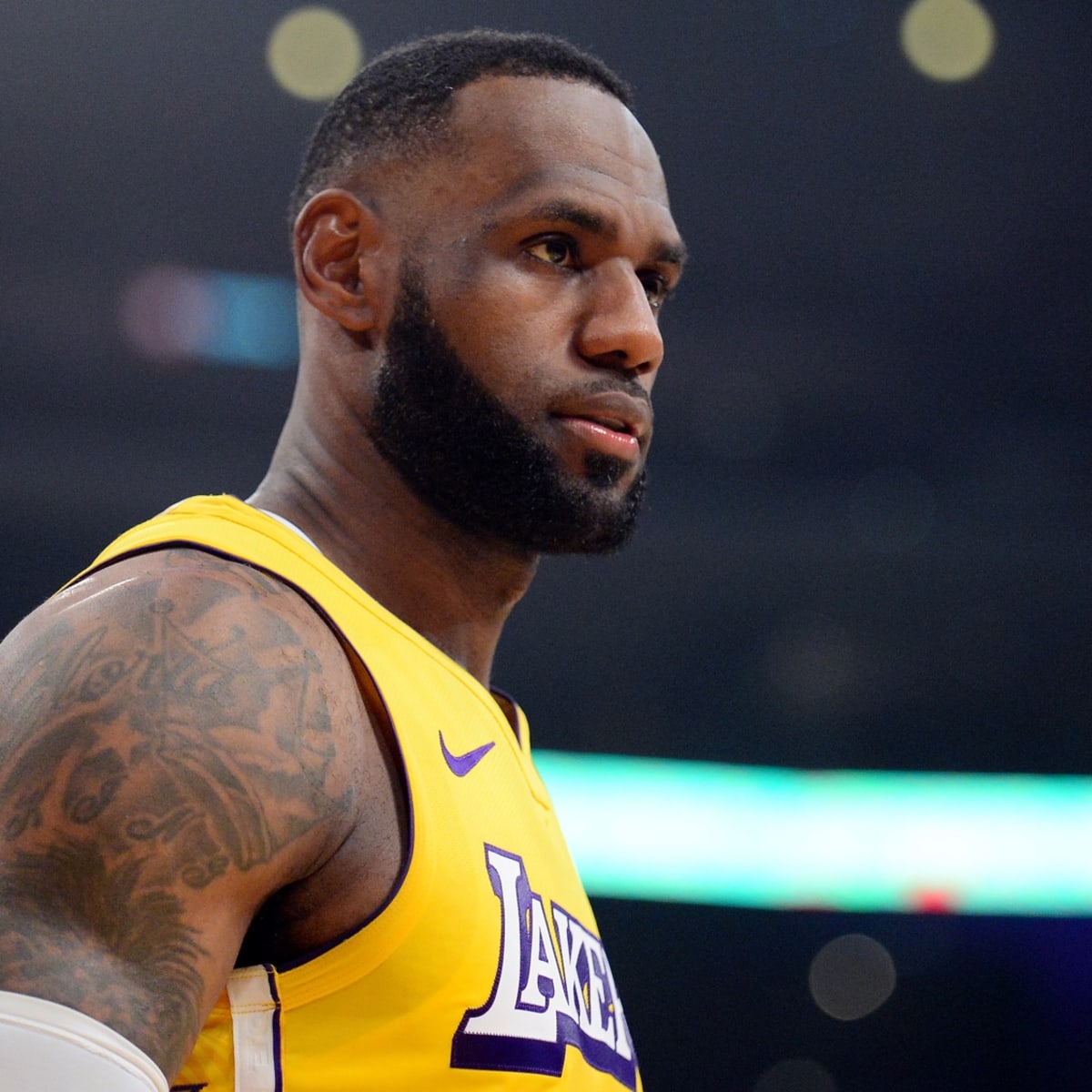 Lakers' LeBron James to Undergo Testing After Suffering Groin Injury vs.  Clippers, News, Scores, Highlights, Stats, and Rumors