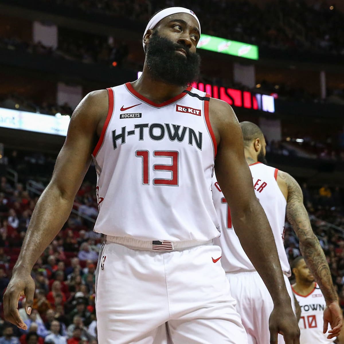 Kings, Trail Blazer fumble trades as NBA deadline looms