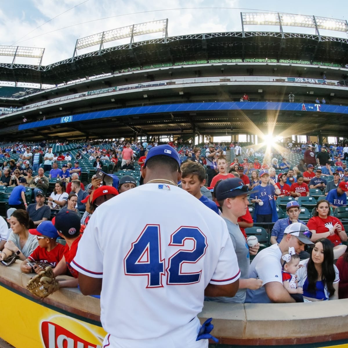 Texas Rangers, Los Angeles Dodgers Honor the Legacy of Jackie Robinson to  Open Weekend Series - Sports Illustrated Texas Rangers News, Analysis and  More