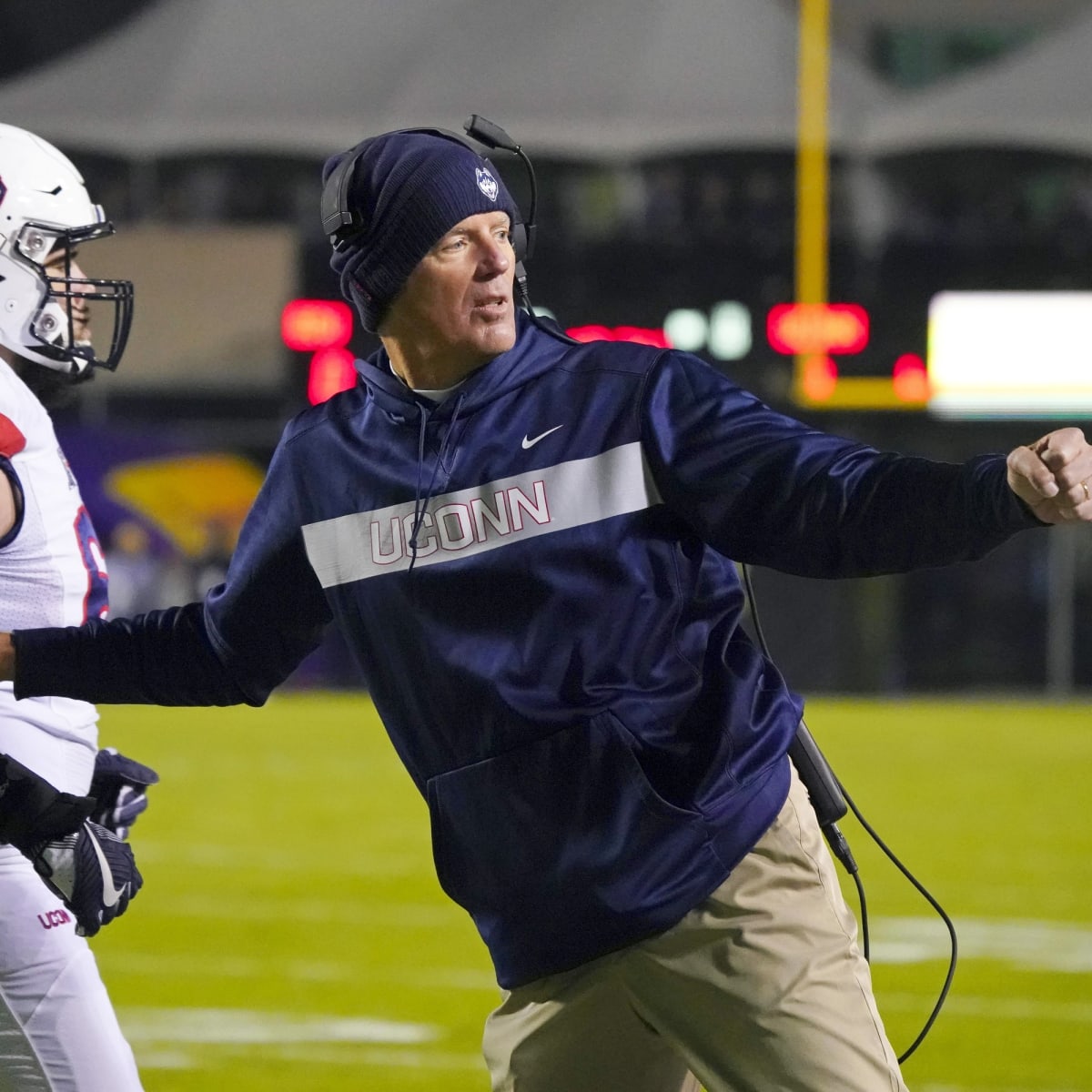 A Jersey Guy Uconn Fb Rip Tmg Sports Full Games 2022 Uconn Football Ecu