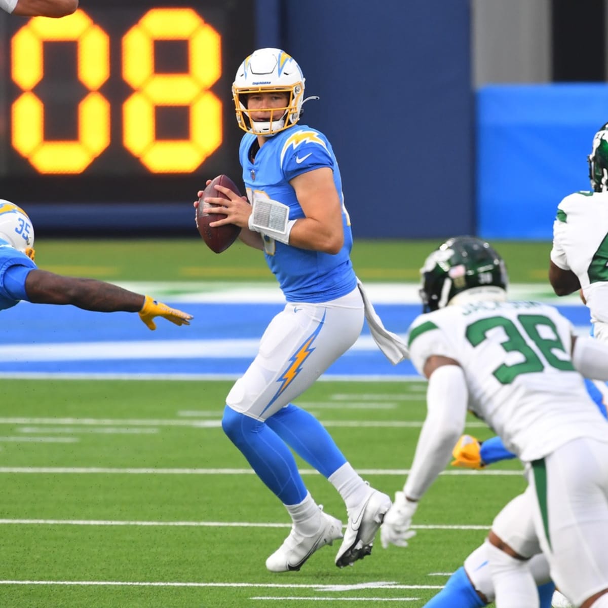 Justin Herbert and the Chargers Veer Happily Off Course - The New York Times
