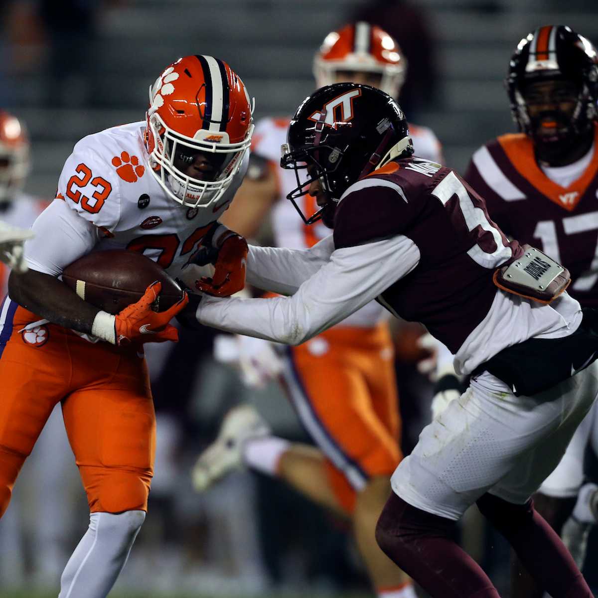 Second Half Outburst Leads No 3 Clemson Over Virginia Tech Sports Illustrated Clemson Tigers News Analysis And More