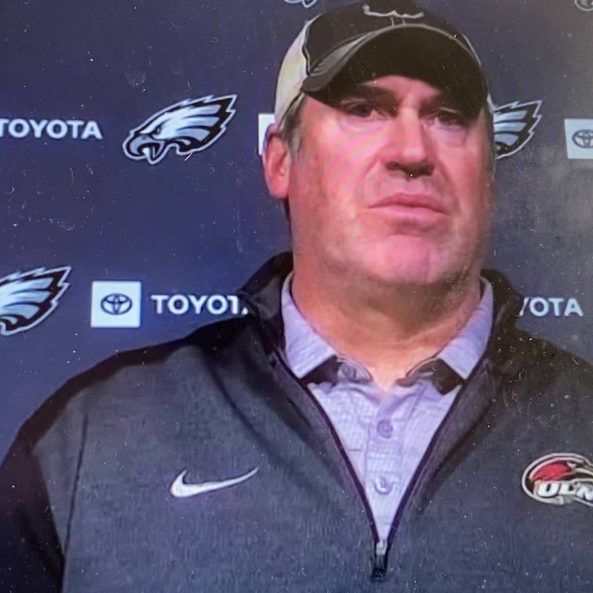 Doug Pederson Still Pondering his QB 