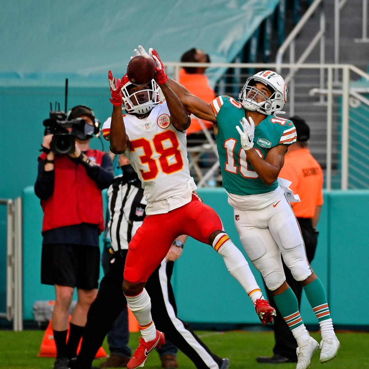Kansas City Chiefs&#39; Need for Rookie Defensive Back L&#39;Jarius Sneed Is  Becoming Legitimate - Sports Illustrated Kansas City Chiefs News, Analysis  and More