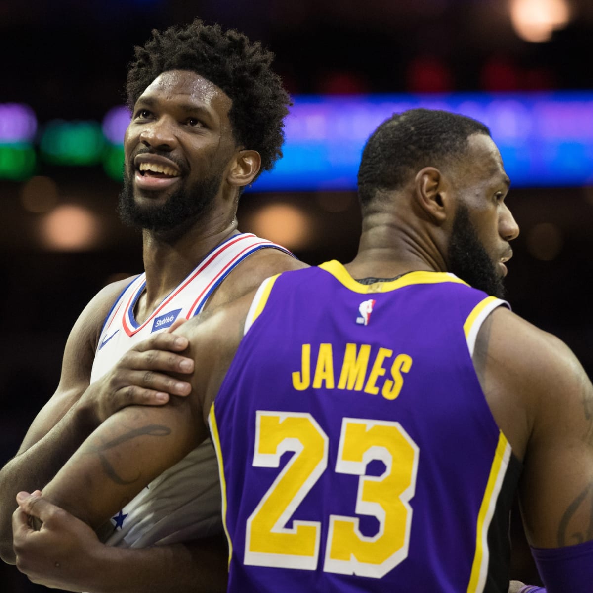 Embiid and Simmons can click like LeBron and Davis, says 76ers' Howard -  myKhel