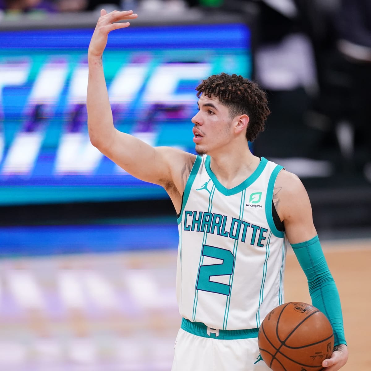 LaMelo Ball renews spark in Hornets, much to Michael Jordan's