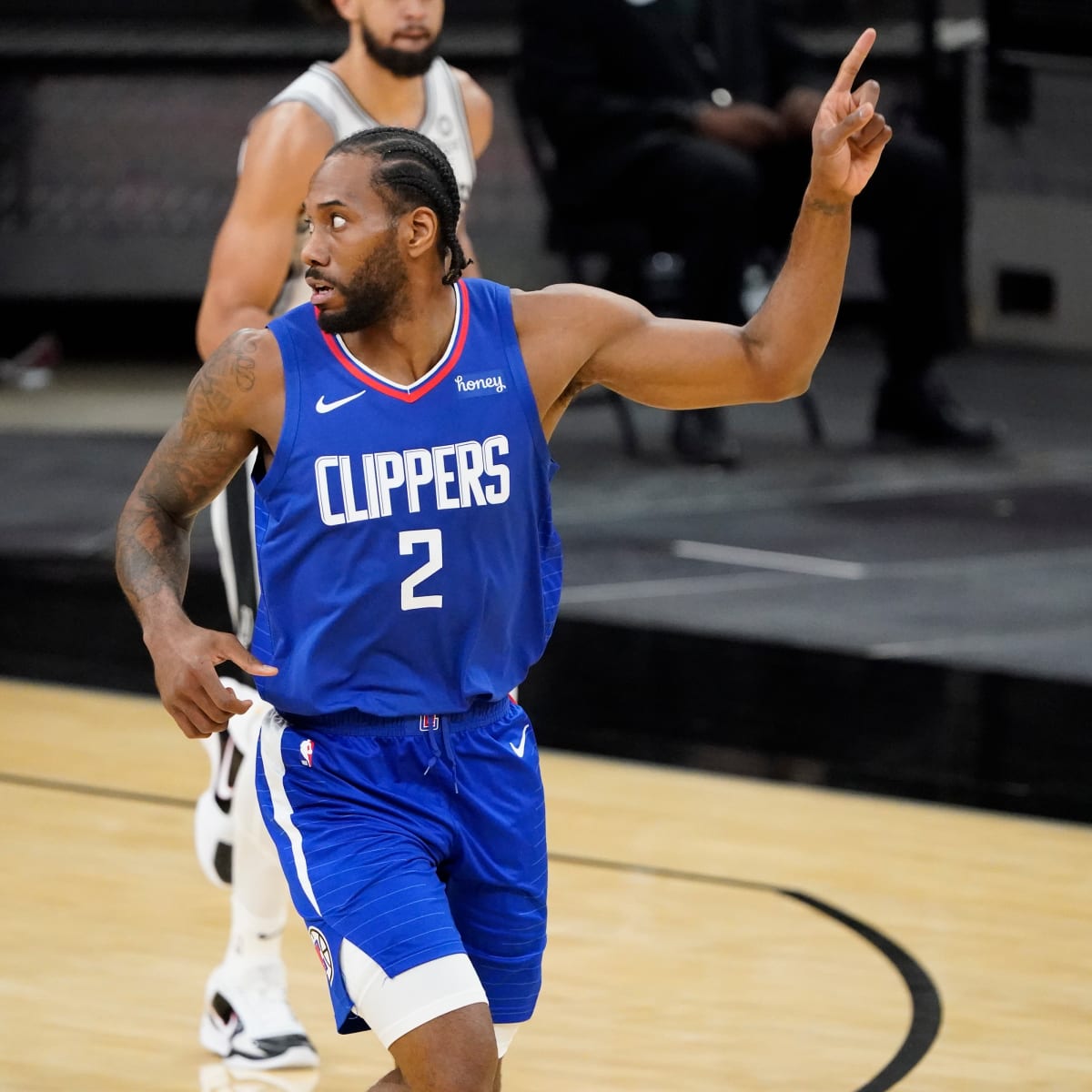 Report: Kawhi Leonard Likely to Opt-Out Then Re-Sign With Clippers - Sports  Illustrated LA Clippers News, Analysis and More