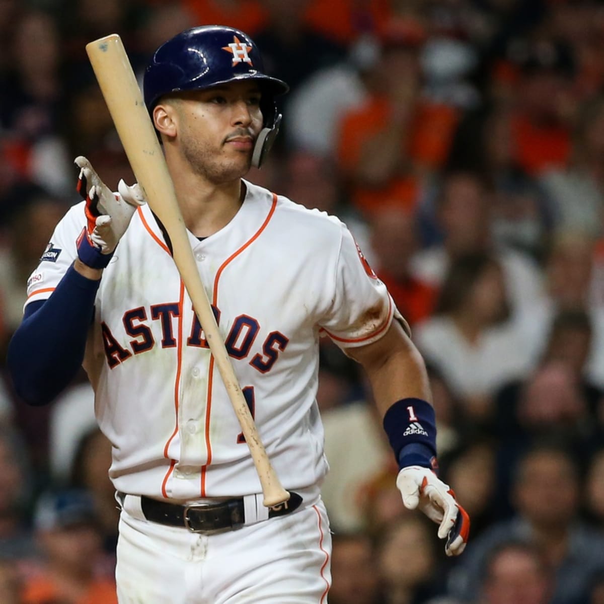 Dodgers Passing on Carlos Correa Proves It's Not Actually Winning Over  Everything