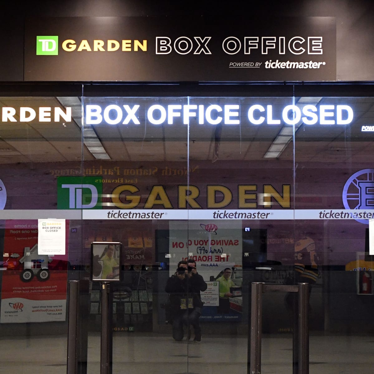 Coronavirus in sports: TD Garden & Boston Bruins owner announces salary  reductions and employee leave 