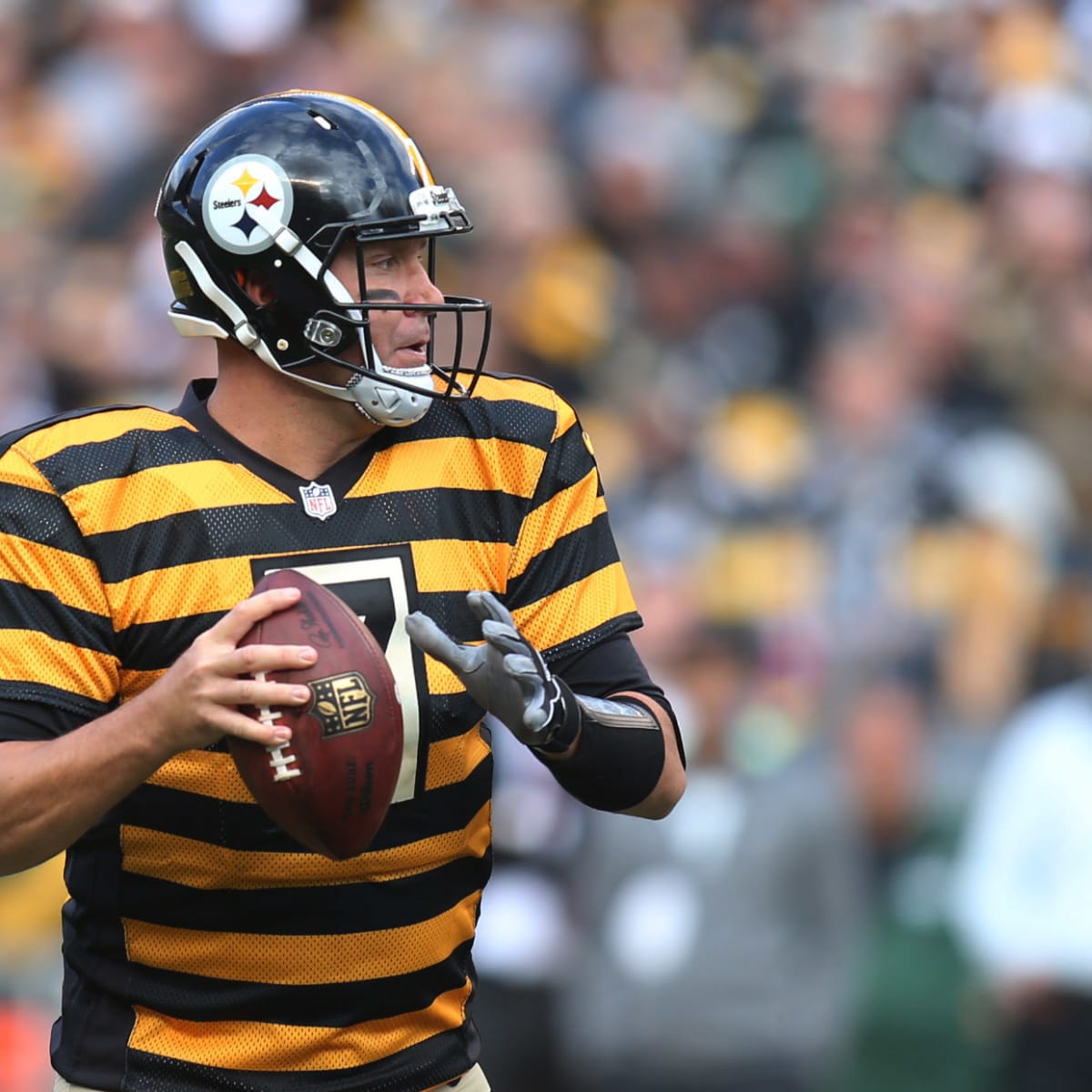 Asser Charles Keasing Medisch The Best (and Worst) Uniforms in Steelers History - Sports Illustrated Pittsburgh  Steelers News, Analysis and More
