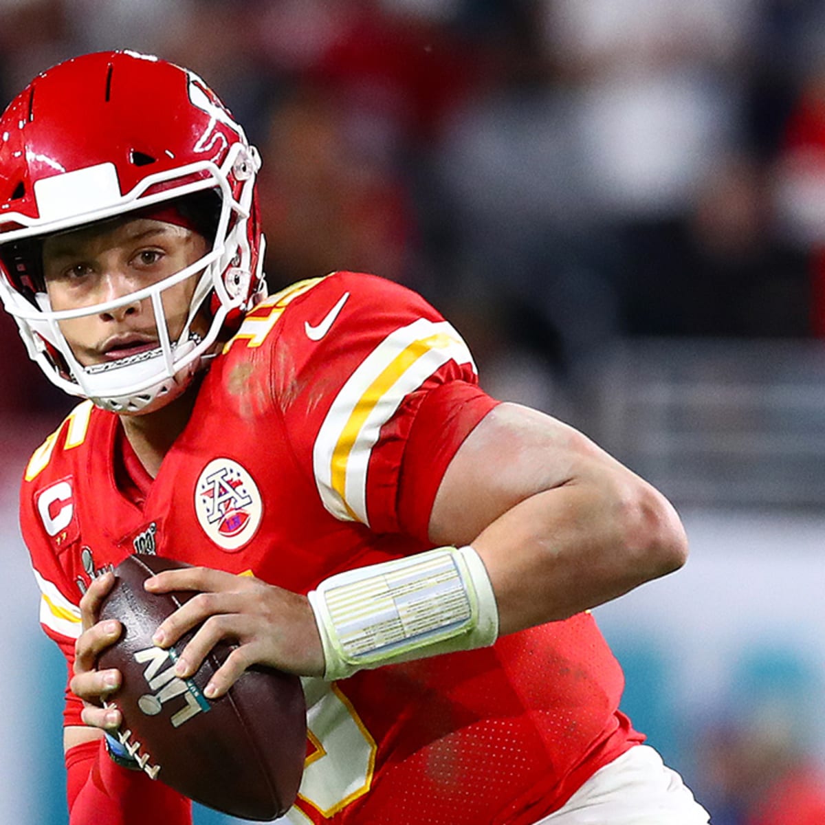 Patrick Mahomes Contract Chiefs Agree To Record 10 Year Extension Sports Illustrated