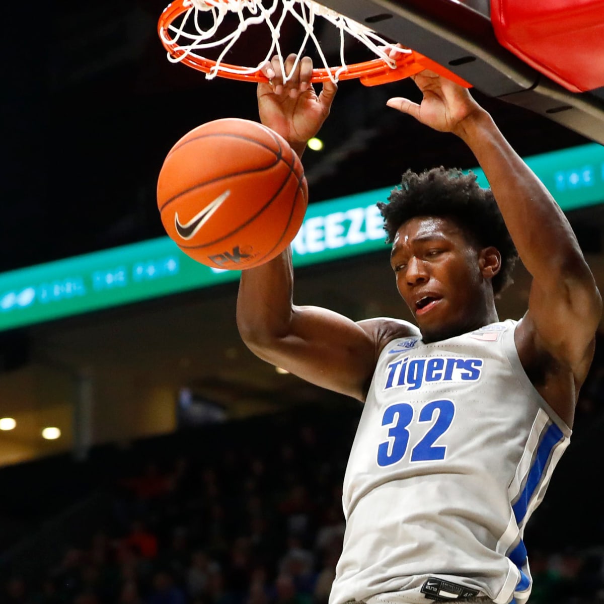 Golden State Warriors select James Wiseman with second pick of