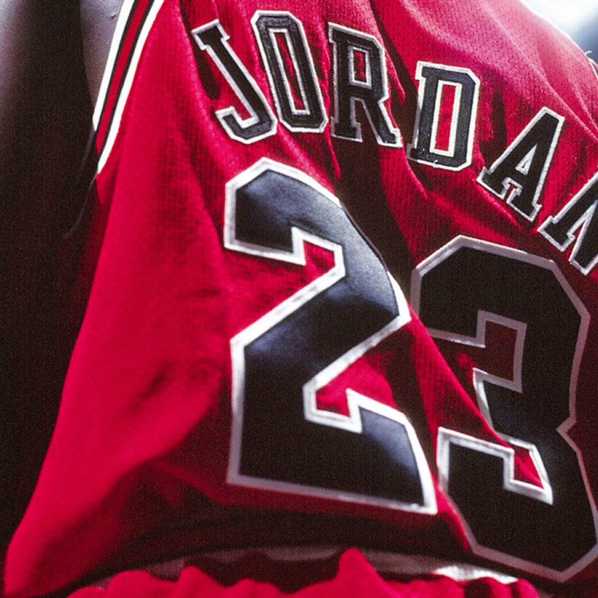 Lesson learned: Around Jordan, teammates saw price of fame