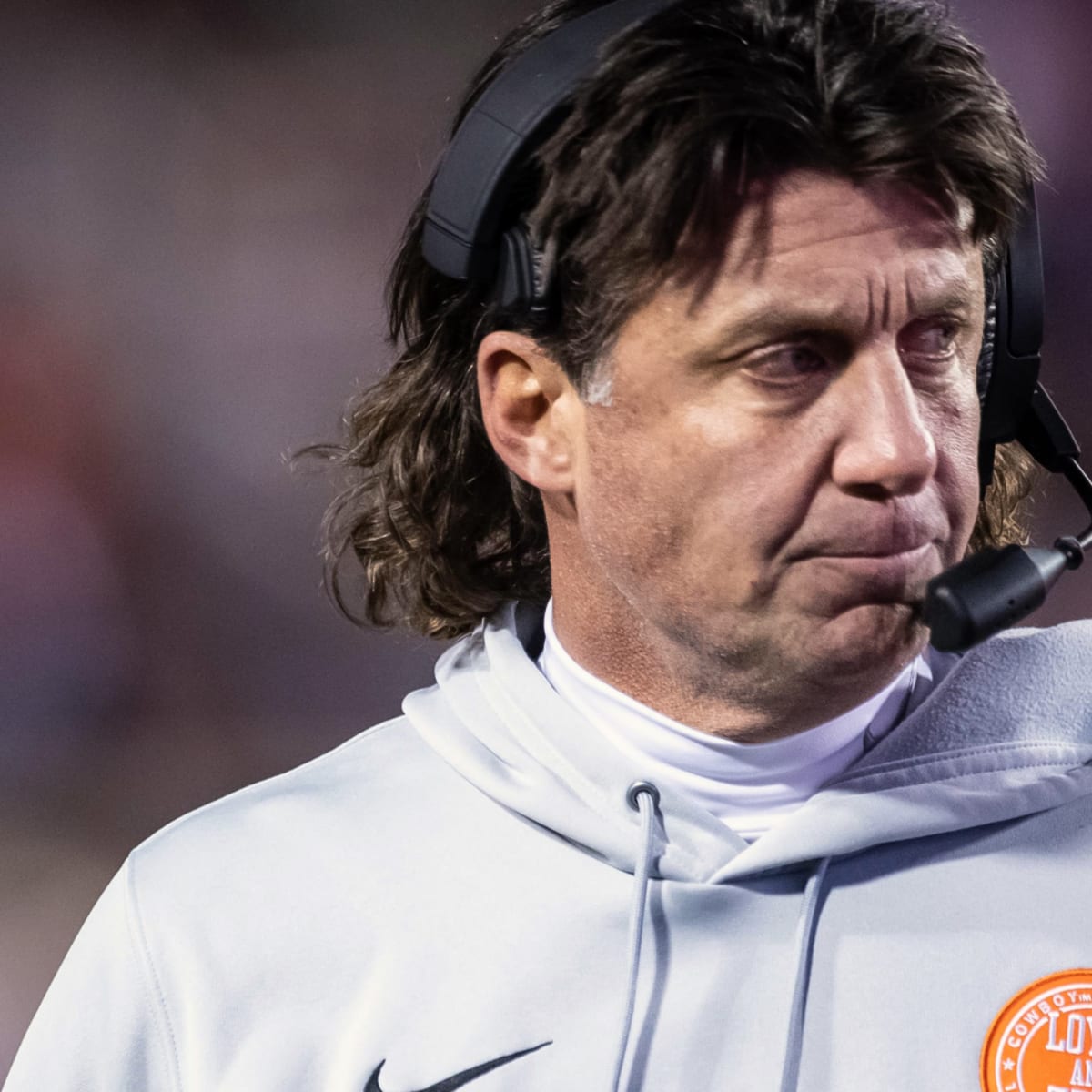 Mike Gundy apologizes for OAN T-shirt: 'Black lives matter to me' - Sports  Illustrated