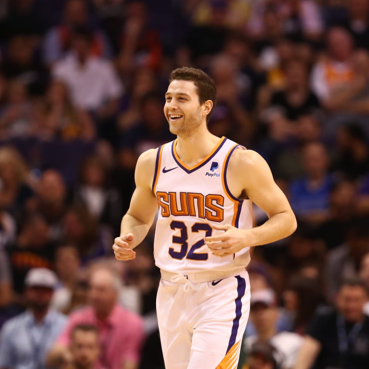Former BYU star Jimmer Fredette returns to the NBA, signs a two